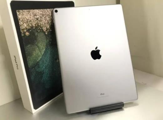 APPLE IPAD PRO 12.9 (WI-FI) (2ND GEN.) A1670