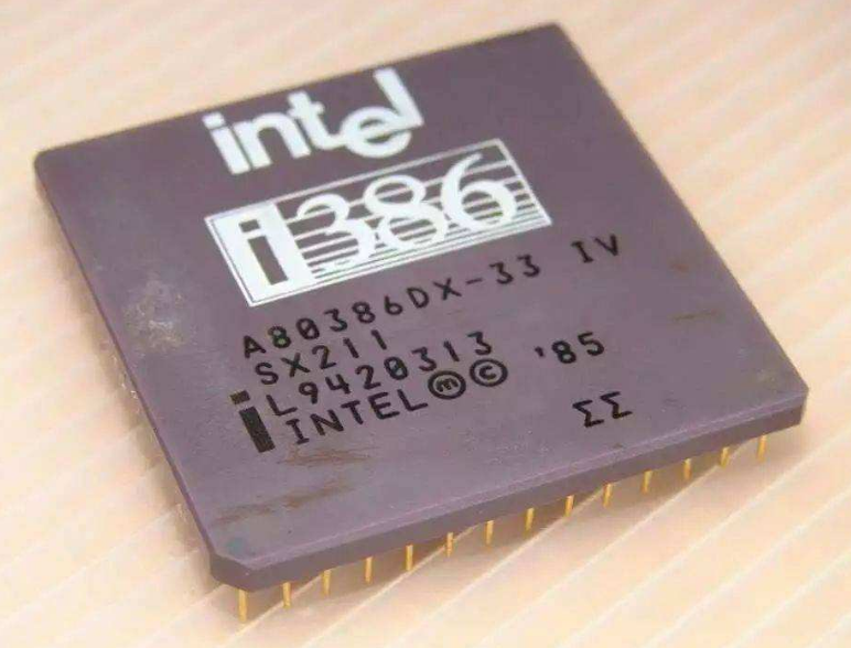 1985年，英特尔发布了第一款32位处理器intel 80386